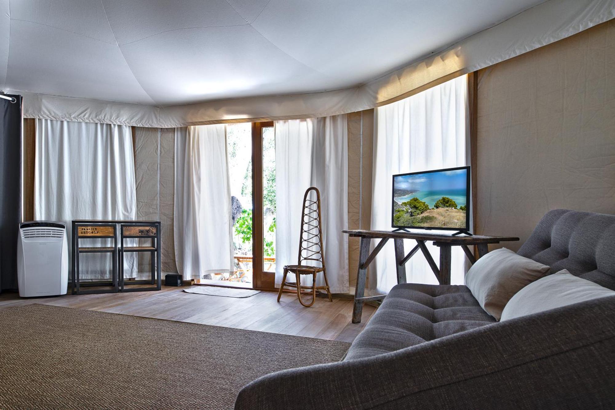 Hmo Glamping & Suites In Vignanotica Маттіната Екстер'єр фото